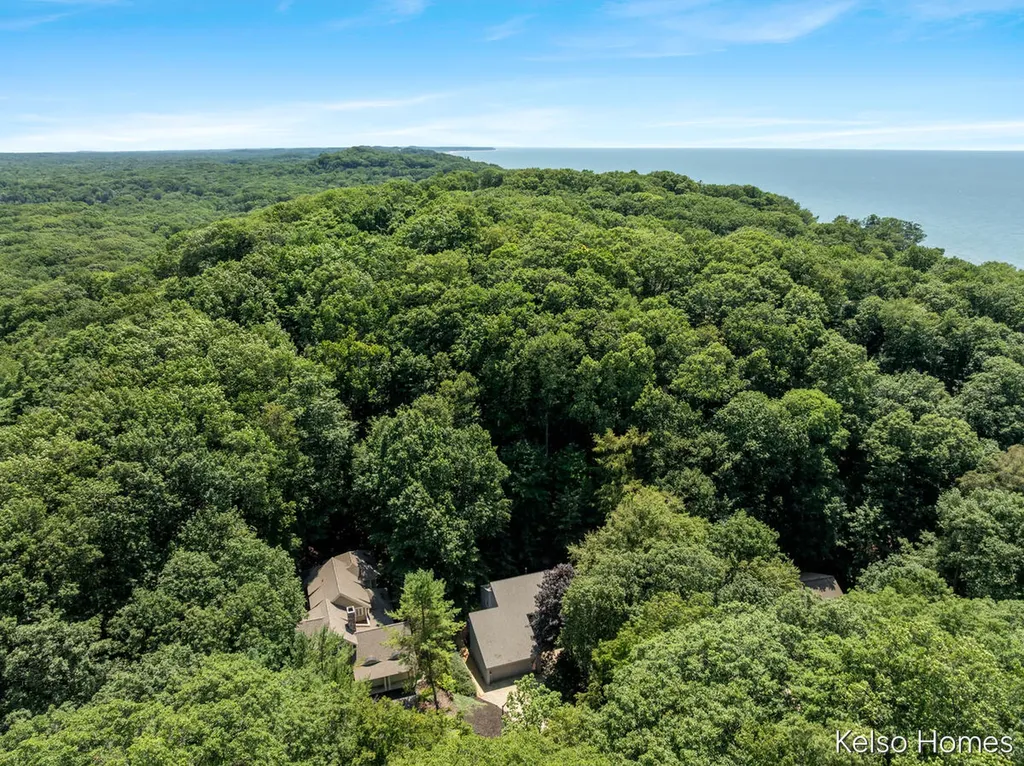 6664 Scenic Shores Drive Laketown Township MI 49423
