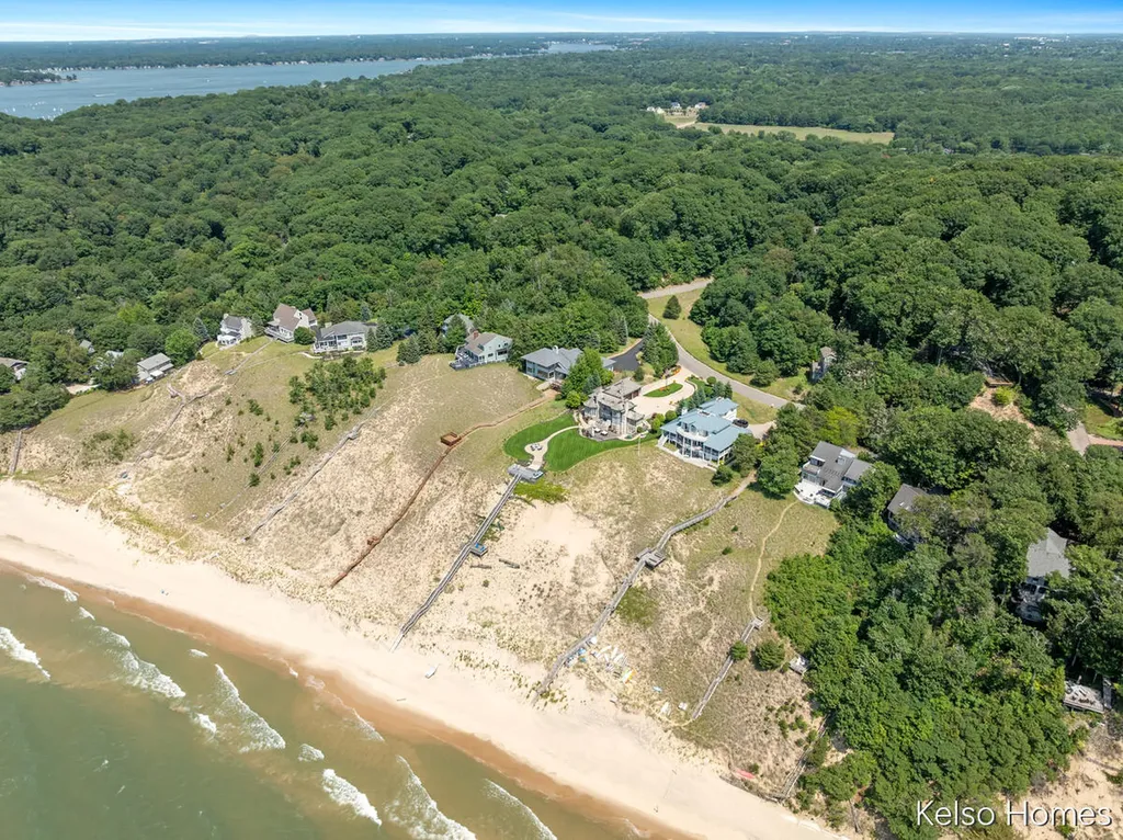 6664 Scenic Shores Drive Laketown Township MI 49423