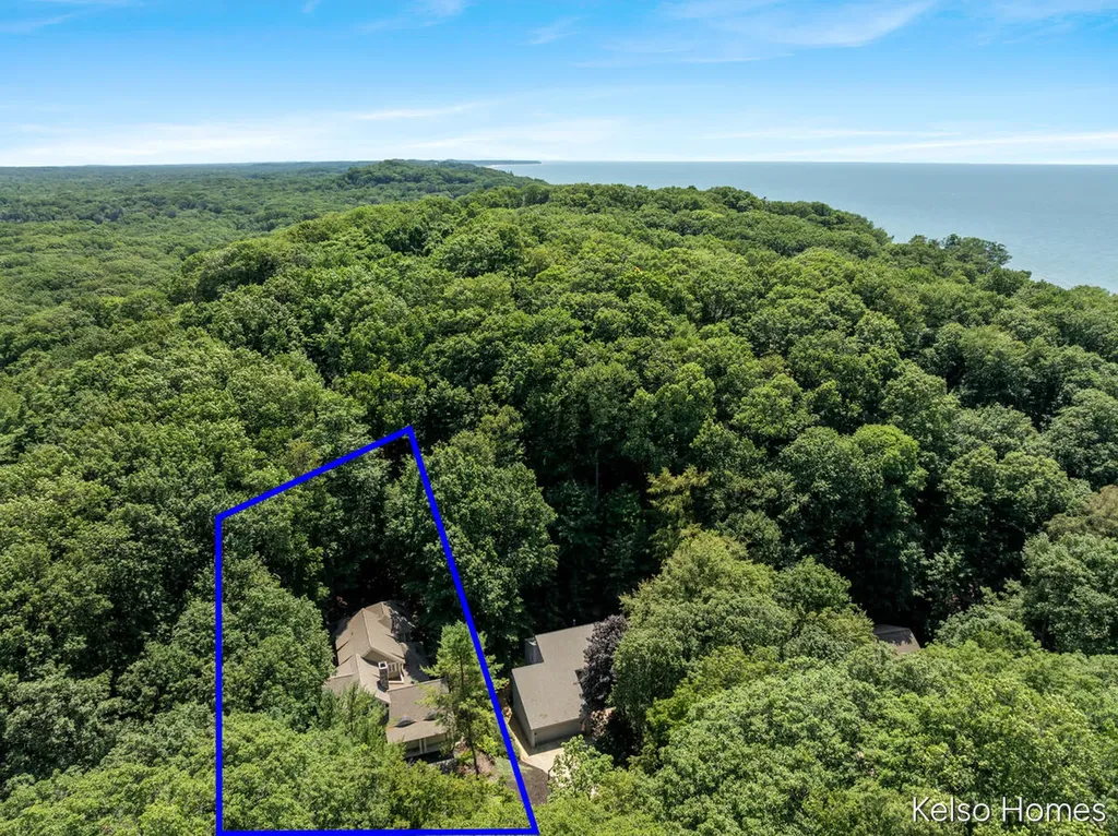 6664 Scenic Shores Drive Laketown Township MI 49423