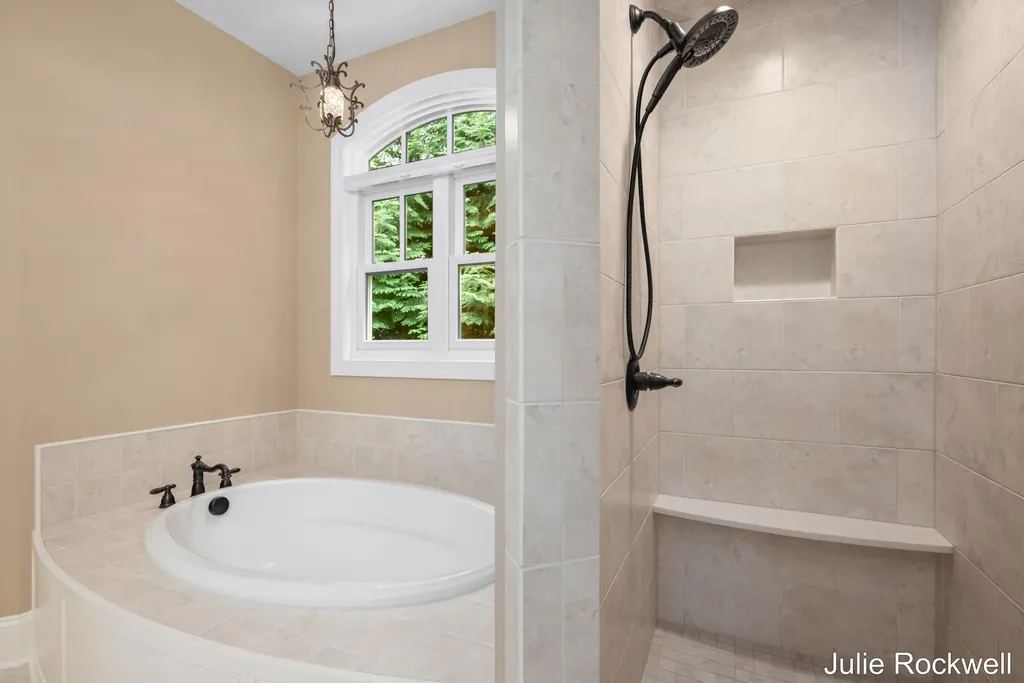 5575 Sanctuary Drive NE Ada Township MI 49301