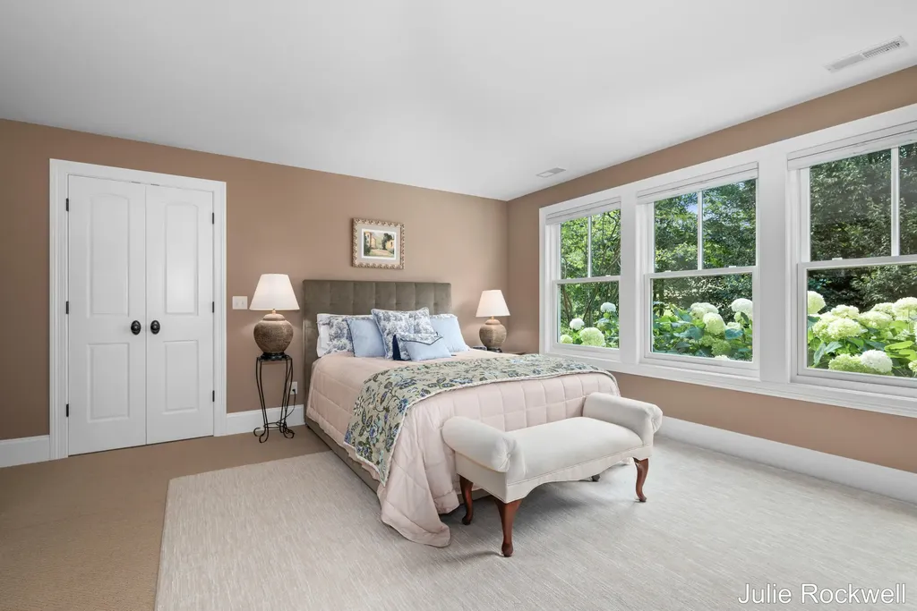 5575 Sanctuary Drive NE Ada Township MI 49301