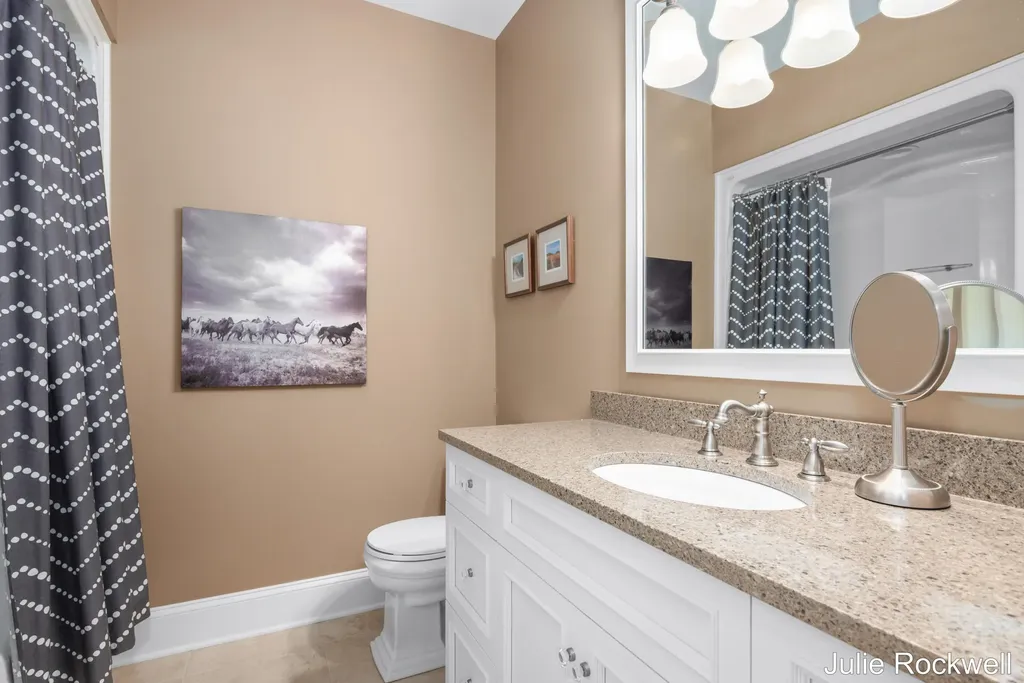 5575 Sanctuary Drive NE Ada Township MI 49301