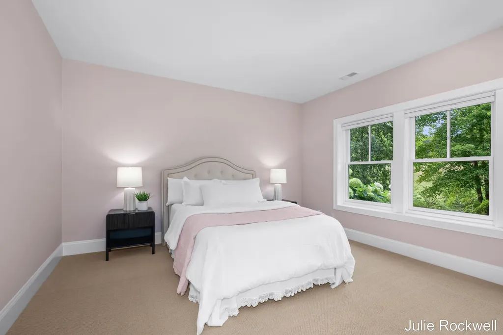 5575 Sanctuary Drive NE Ada Township MI 49301