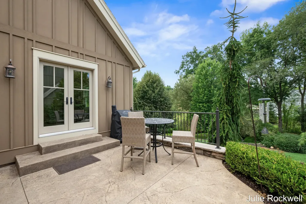 5575 Sanctuary Drive NE Ada Township MI 49301