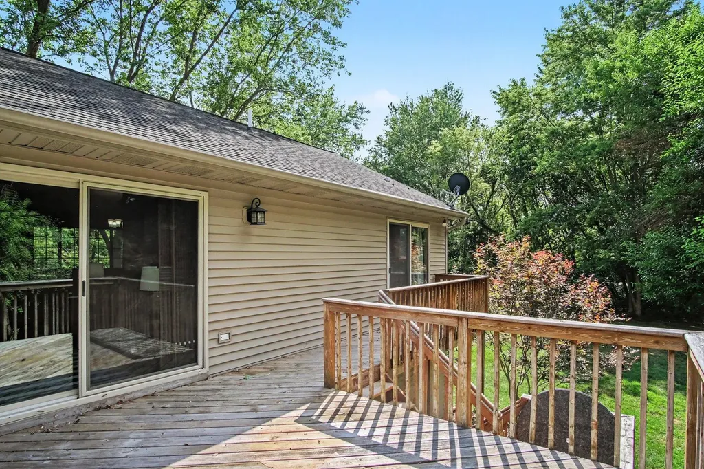 10725 Freeport Avenue Bowne Township MI 49325