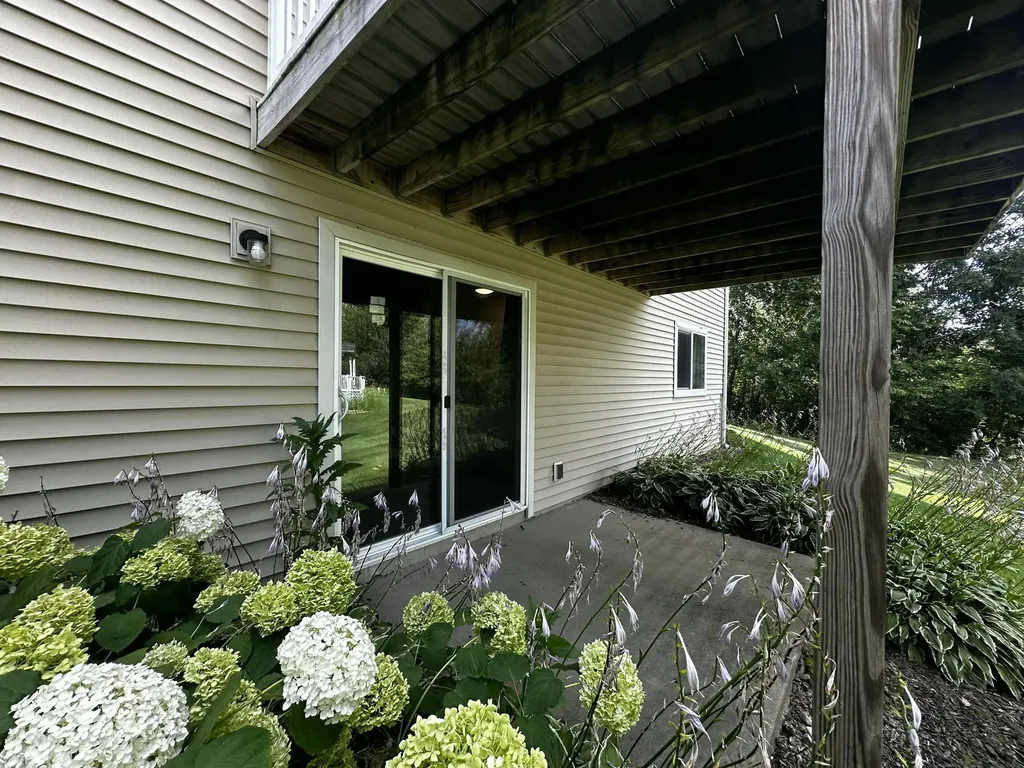 652 Oriole Court Thornapple Township MI 49333