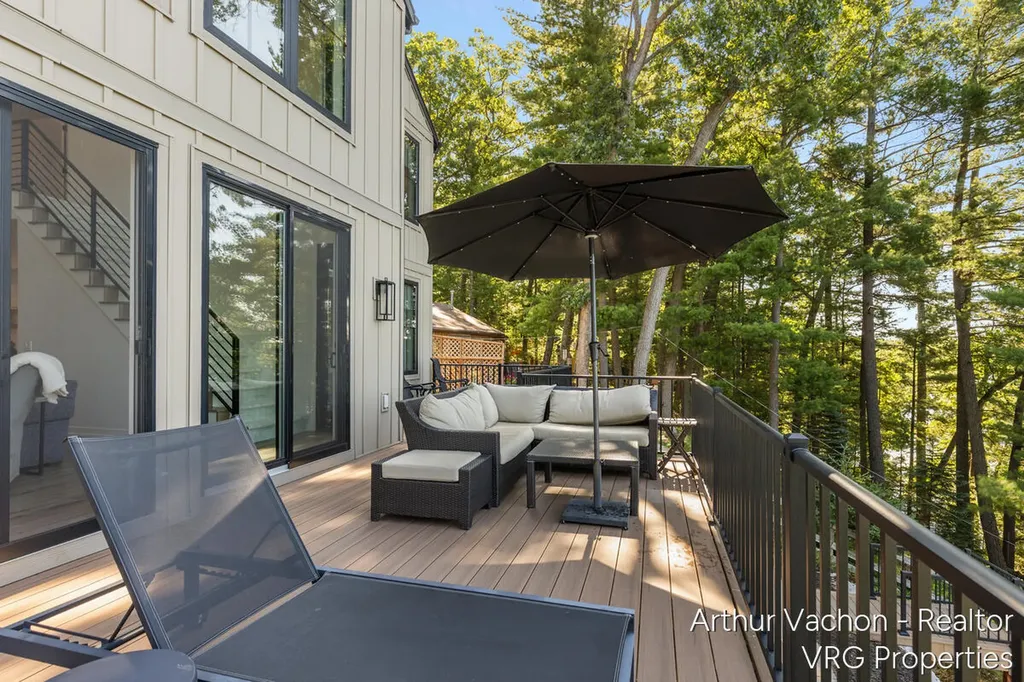 5722 El Camino Drive Croton Township MI 49337