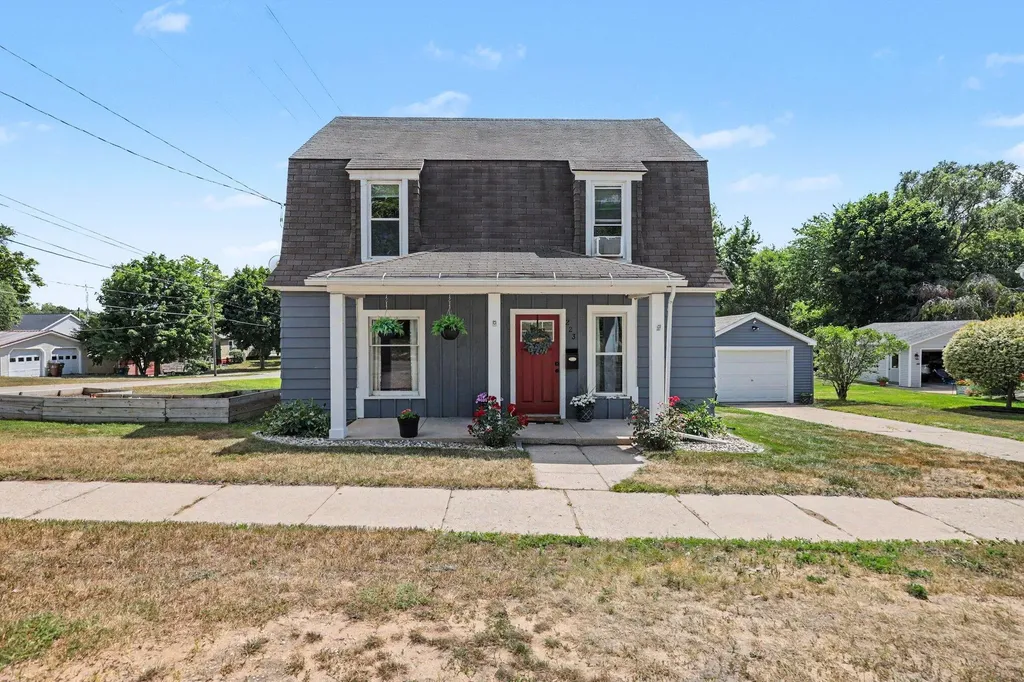 223 Leonard Street Belding City MI 48809