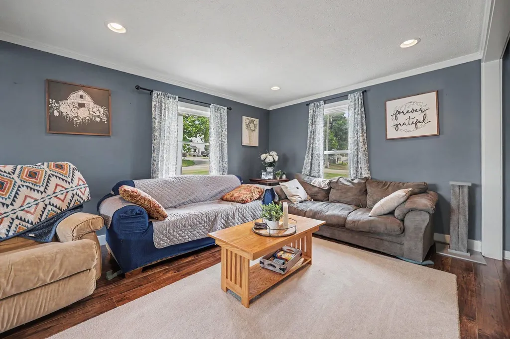 223 Leonard Street Belding City MI 48809