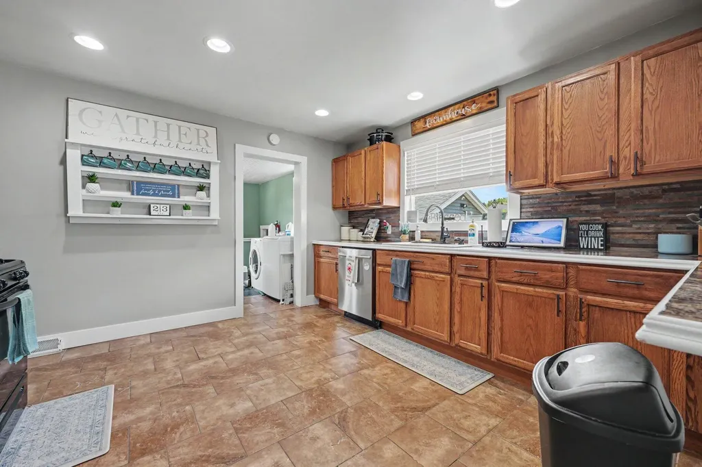 223 Leonard Street Belding City MI 48809