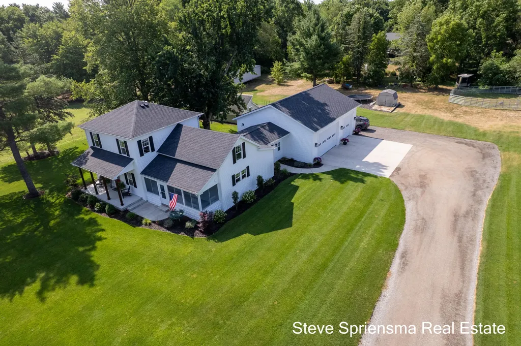 7628 Warner Street Allendale Charter Township MI 49401