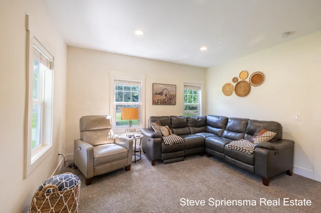 7628 Warner Street Allendale Charter Township MI 49401