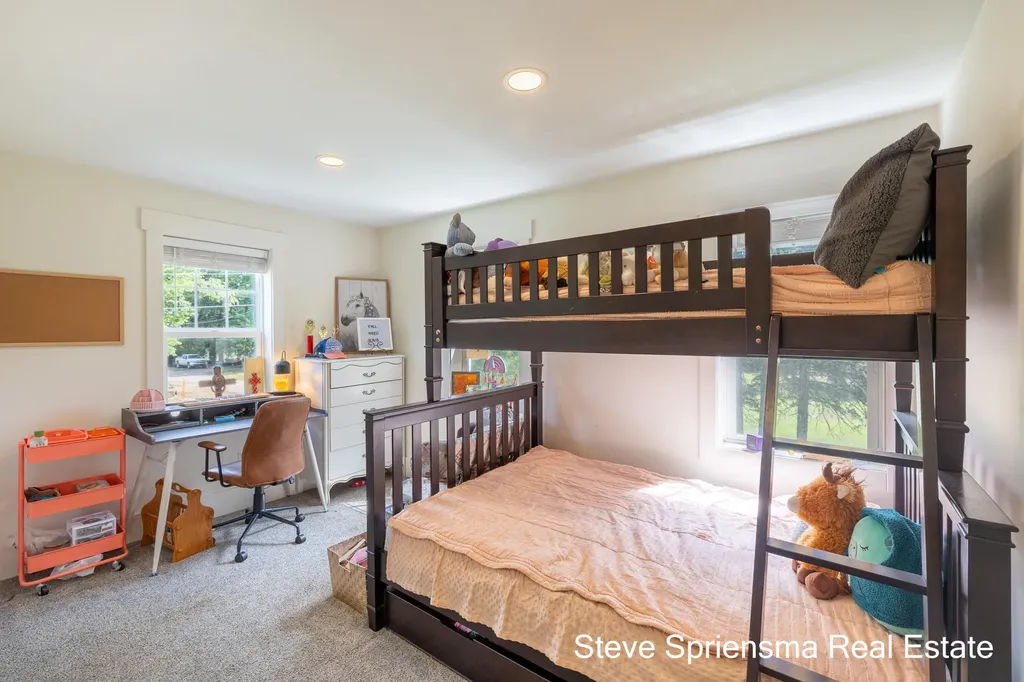 7628 Warner Street Allendale Charter Township MI 49401