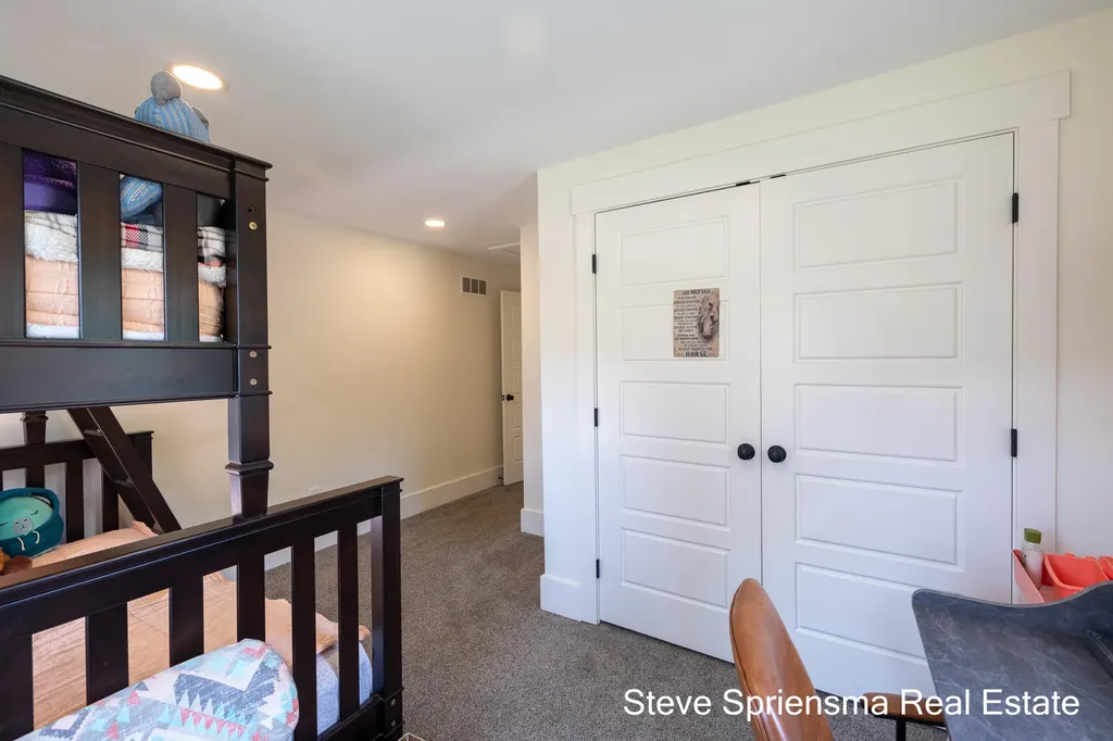 7628 Warner Street Allendale Charter Township MI 49401