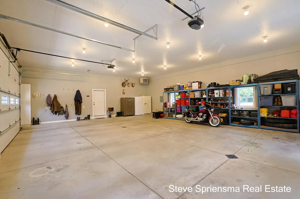 7628 Warner Street Allendale Charter Township MI 49401