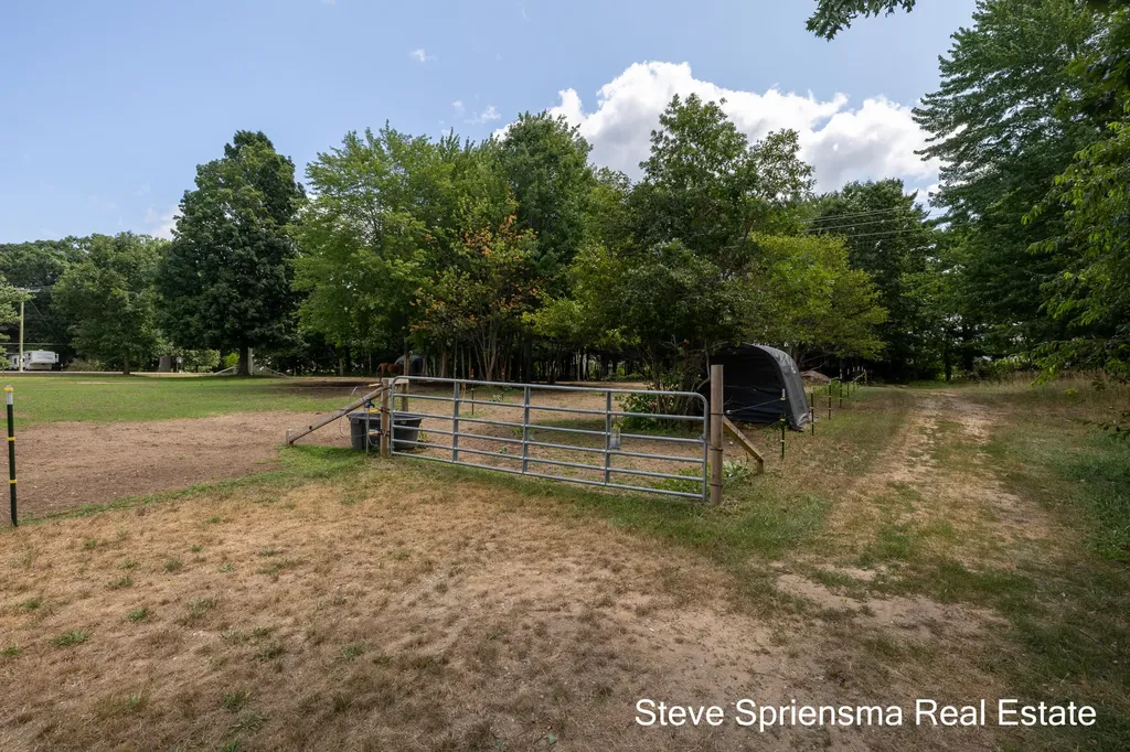 7628 Warner Street Allendale Charter Township MI 49401