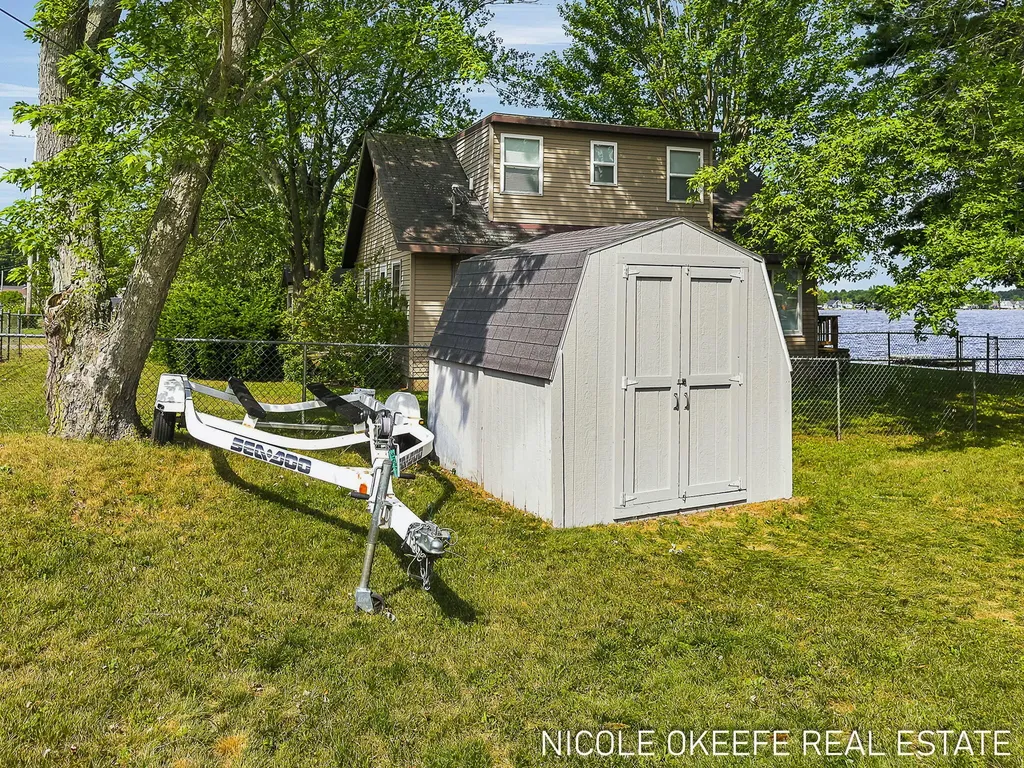 17430 Apache Trail Winfield Township MI 49329