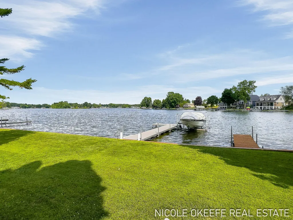 17430 Apache Trail Winfield Township MI 49329