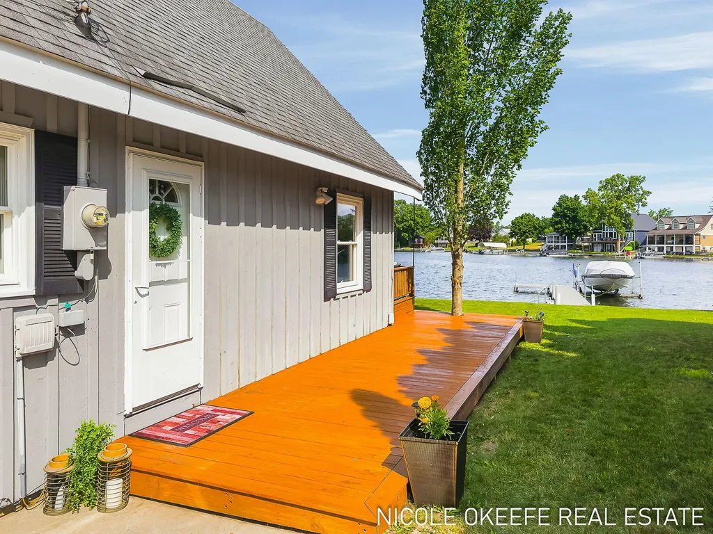 17430 Apache Trail Winfield Township MI 49329
