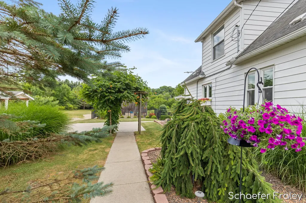 5907 84th Street SE Caledonia Township MI 49316