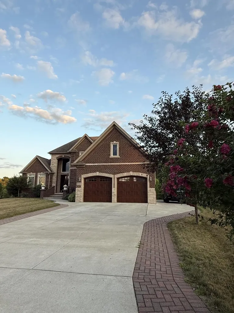 8506 Jack Pine Circle Ypsilanti Charter Township MI 48197