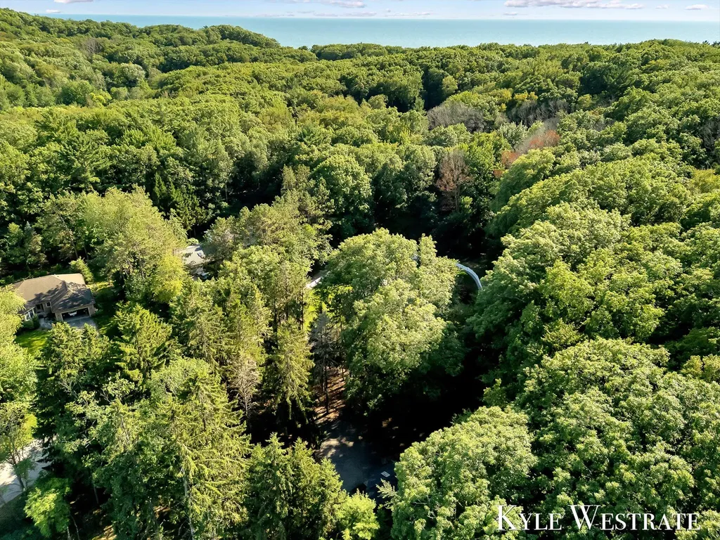 6093 Ridgeview Drive Norton Shores City MI 49441
