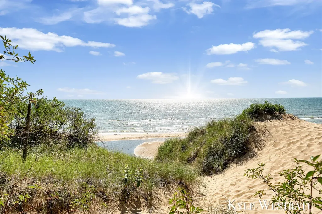 6093 Ridgeview Drive Norton Shores City MI 49441
