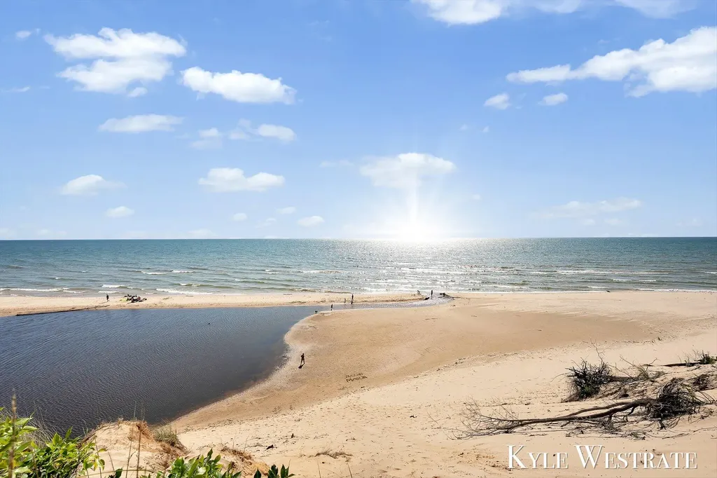 6093 Ridgeview Drive Norton Shores City MI 49441