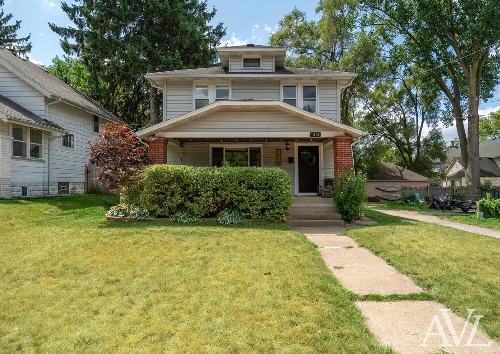 1014 Crescent Street NE Grand Rapids City MI 49503
