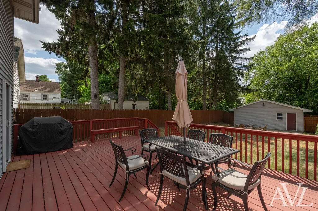1014 Crescent Street NE Grand Rapids City MI 49503