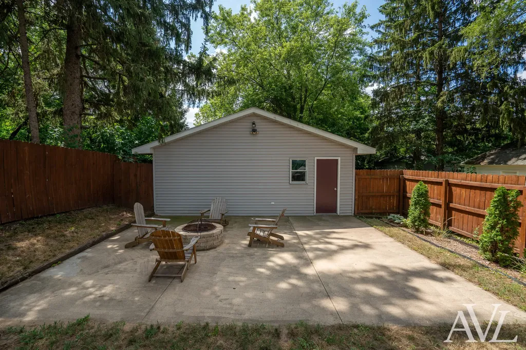 1014 Crescent Street NE Grand Rapids City MI 49503