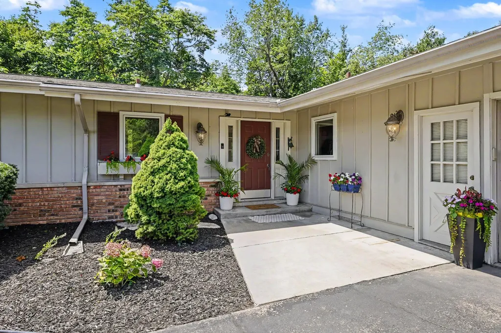 4414 Tanglewood Trail St. Joseph City MI 49085