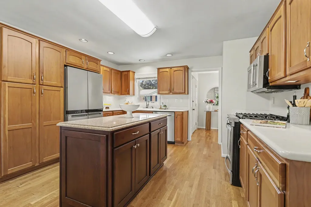 4414 Tanglewood Trail St. Joseph City MI 49085