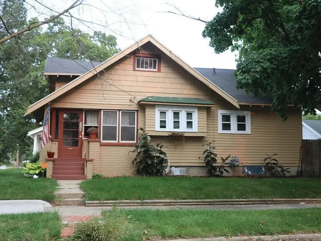 1130 Griggs Street SE Grand Rapids City MI 49507