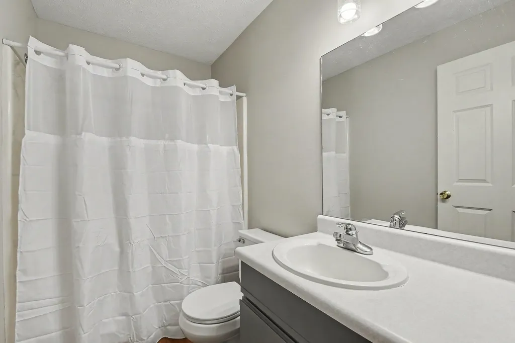 8358 S Jasonville Court SE Caledonia Township MI 49316