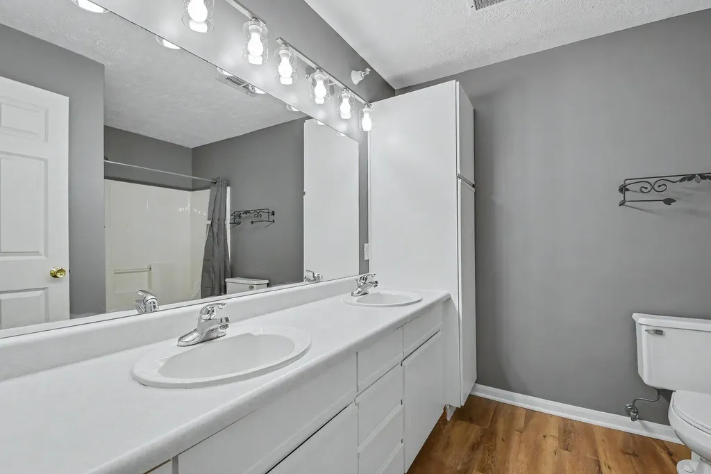 8358 S Jasonville Court SE Caledonia Township MI 49316