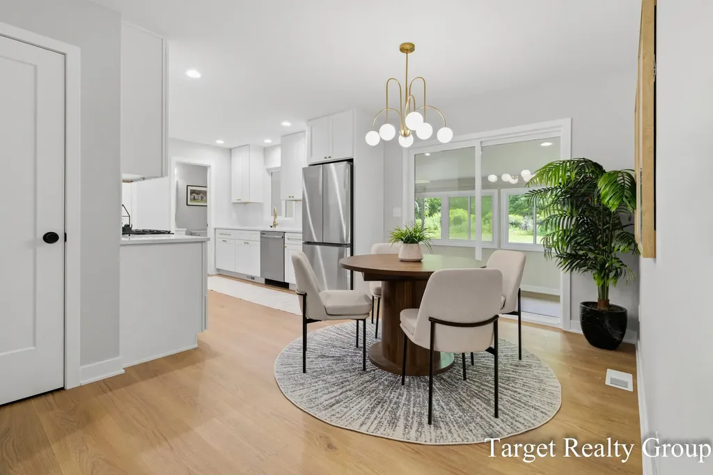 11648 Woodgate Drive NW Tallmadge Charter Township MI 49534