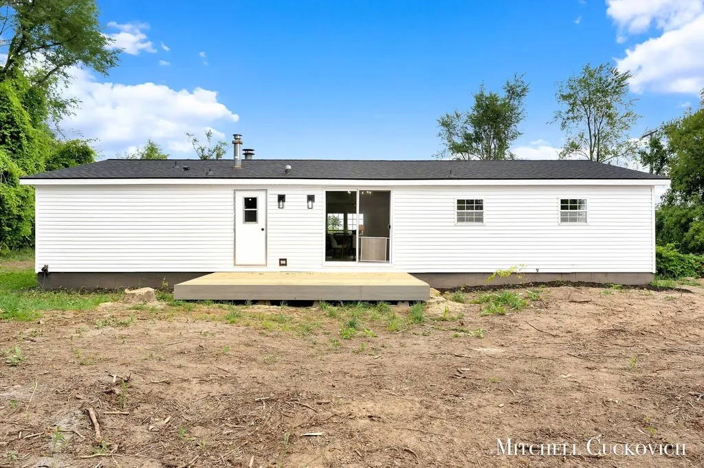 7110 W 44th Street Dayton Township MI 49412