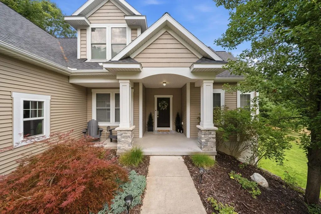 2153 Meek Drive NE Plainfield Charter Township MI 49306