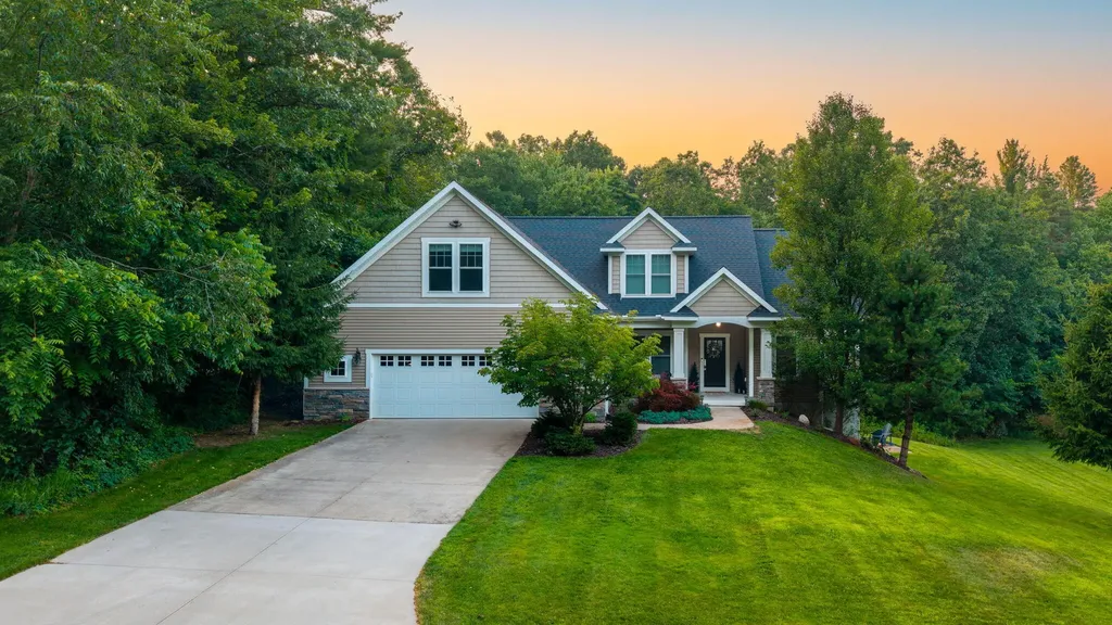 2153 Meek Drive NE Plainfield Charter Township MI 49306