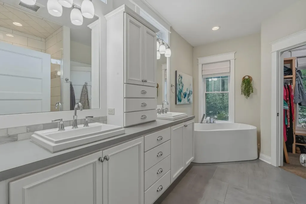 2153 Meek Drive NE Plainfield Charter Township MI 49306