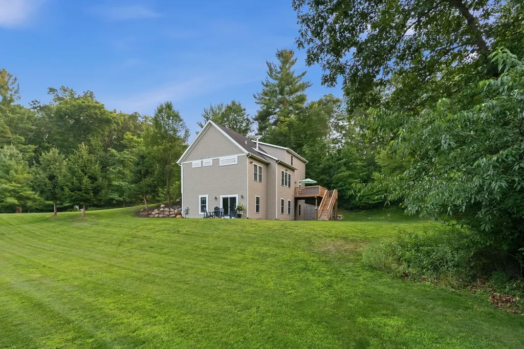 2153 Meek Drive NE Plainfield Charter Township MI 49306