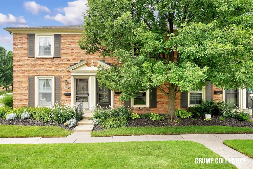 2502 Village Drive SE Grand Rapids City MI 49506