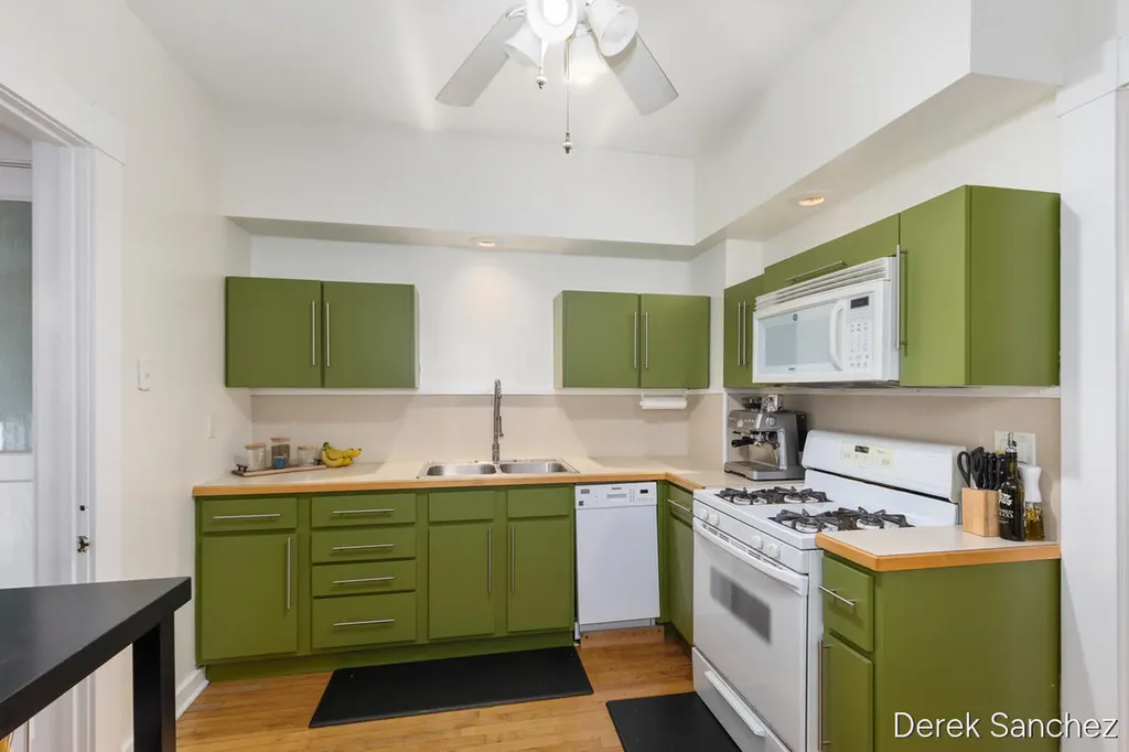 110 Fitzhugh Avenue SE Grand Rapids City MI 49506