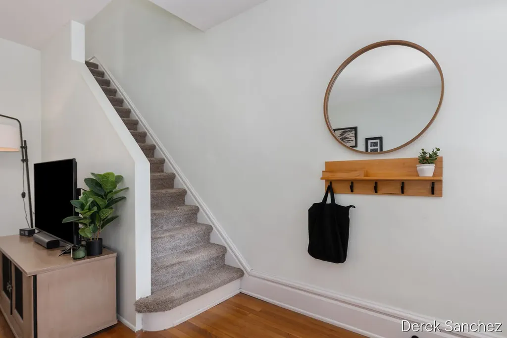 110 Fitzhugh Avenue SE Grand Rapids City MI 49506