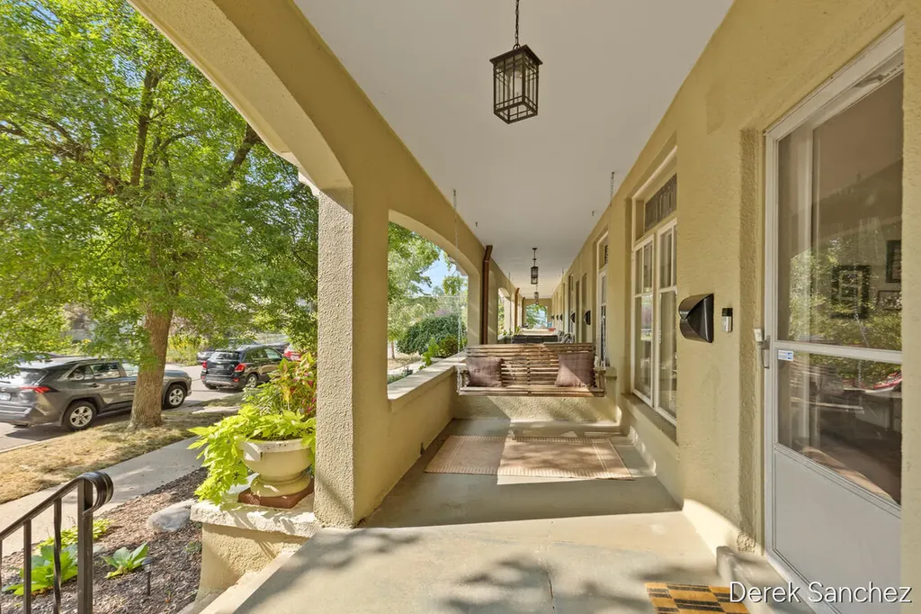 110 Fitzhugh Avenue SE Grand Rapids City MI 49506