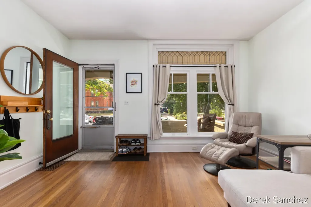 110 Fitzhugh Avenue SE Grand Rapids City MI 49506