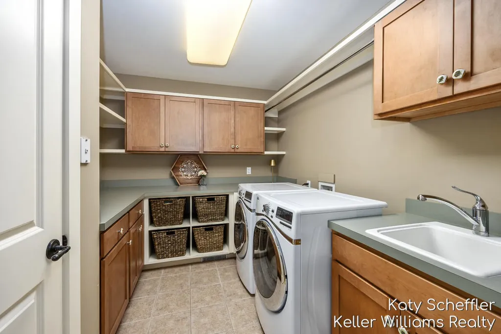 6065 W Back Forty Drive NE Cannon Township MI 49306