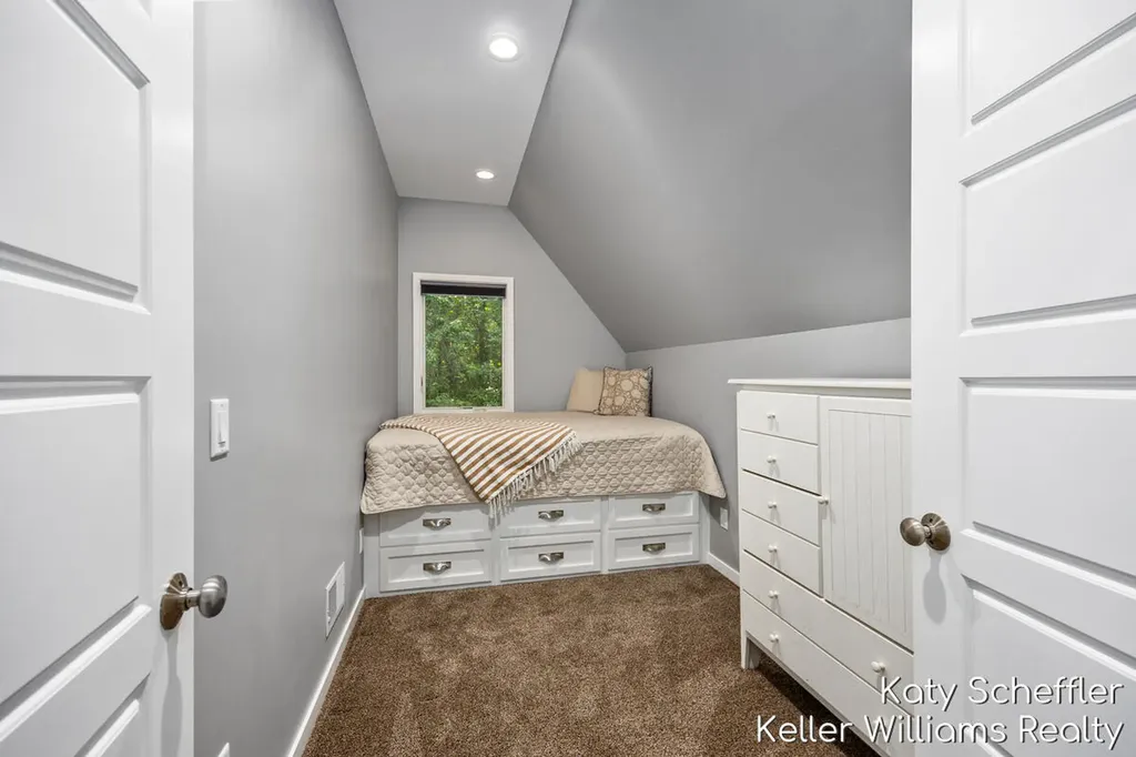 6065 W Back Forty Drive NE Cannon Township MI 49306
