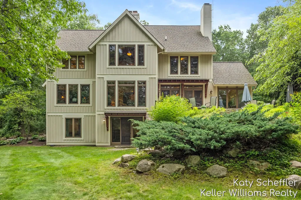6065 W Back Forty Drive NE Cannon Township MI 49306